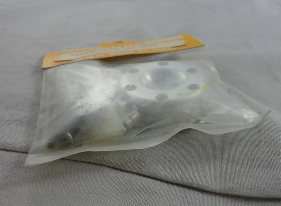 Cabezal de refrigeración por agua marino motor nitro K&B45 por piezas modelo ABC K&B .45 Foto 3 de 4