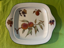 Royal Worcester Plate  Evesham Vale  Porcelain   Good Condition