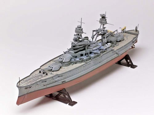 REVELL USS ARIZONA PACIFIC FLEET BATTLESHIP 1/426 MODEL KIT - Bild 2 von 5