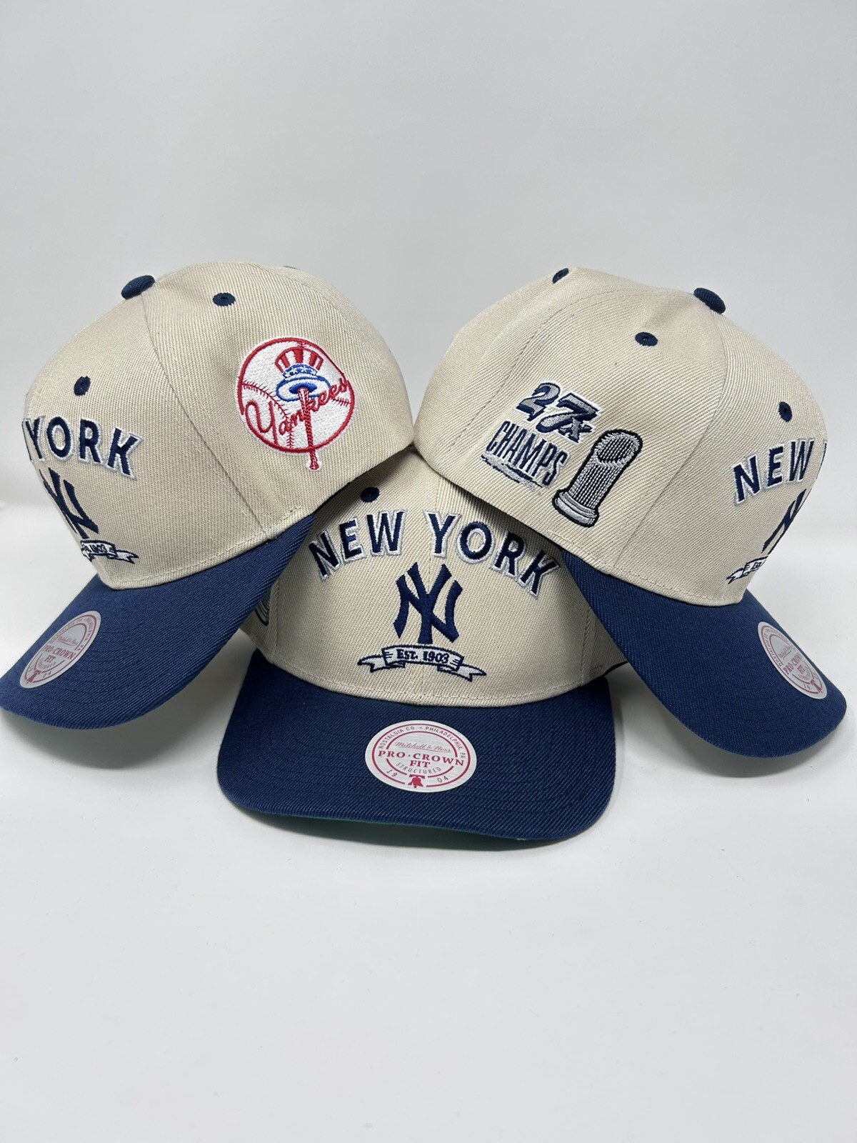 MLB Mitchell & Ness Legacy Defined Pro New York Yankees SnapBack Cap