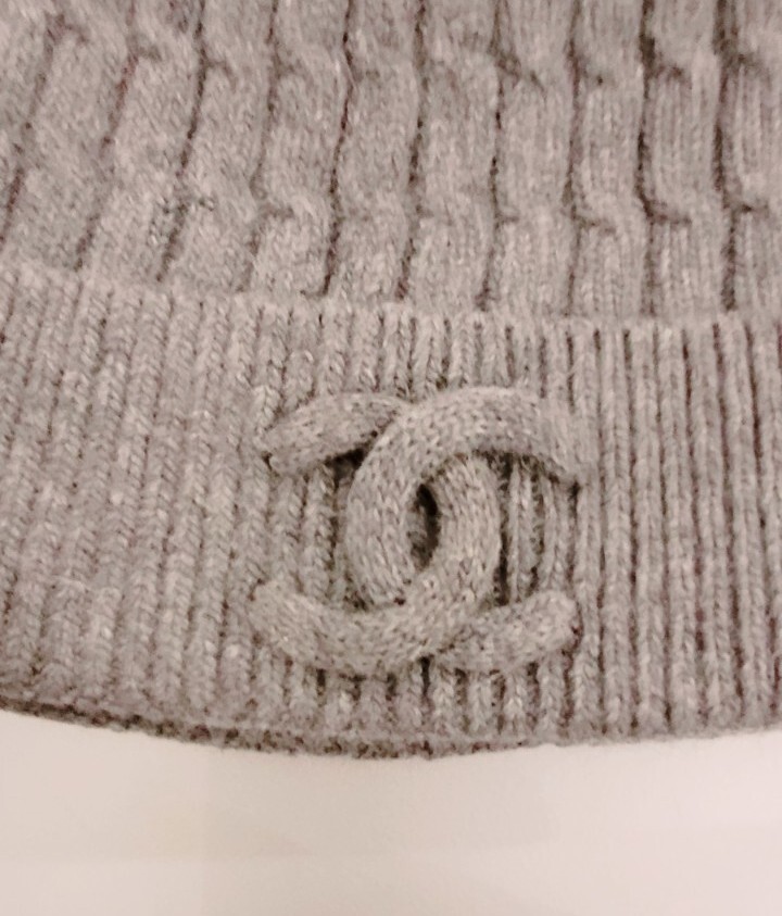 Chanel Wool Knit Beanie Hat Real Rabbit Fur Rare MADE IN  display picture 1