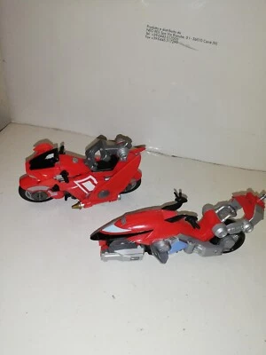 LOT 2  MOTO POWER RANGERS  NINJA STORM 2002 ET OPERATION OVERDRIVE BANDAI 2006 - Photo 1/4