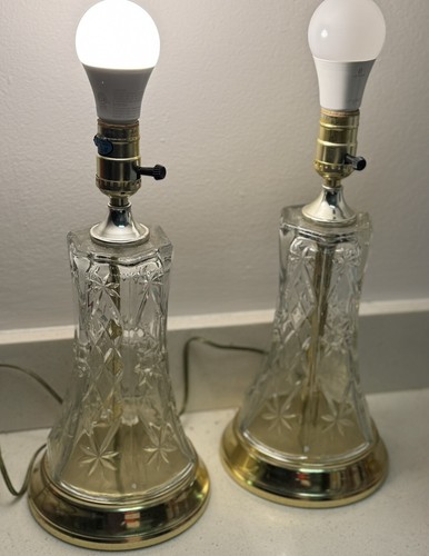 PAIR (2) MID CENTURY ART MODERN PRESSED GLASS LAMPS - Picture 5 of 5