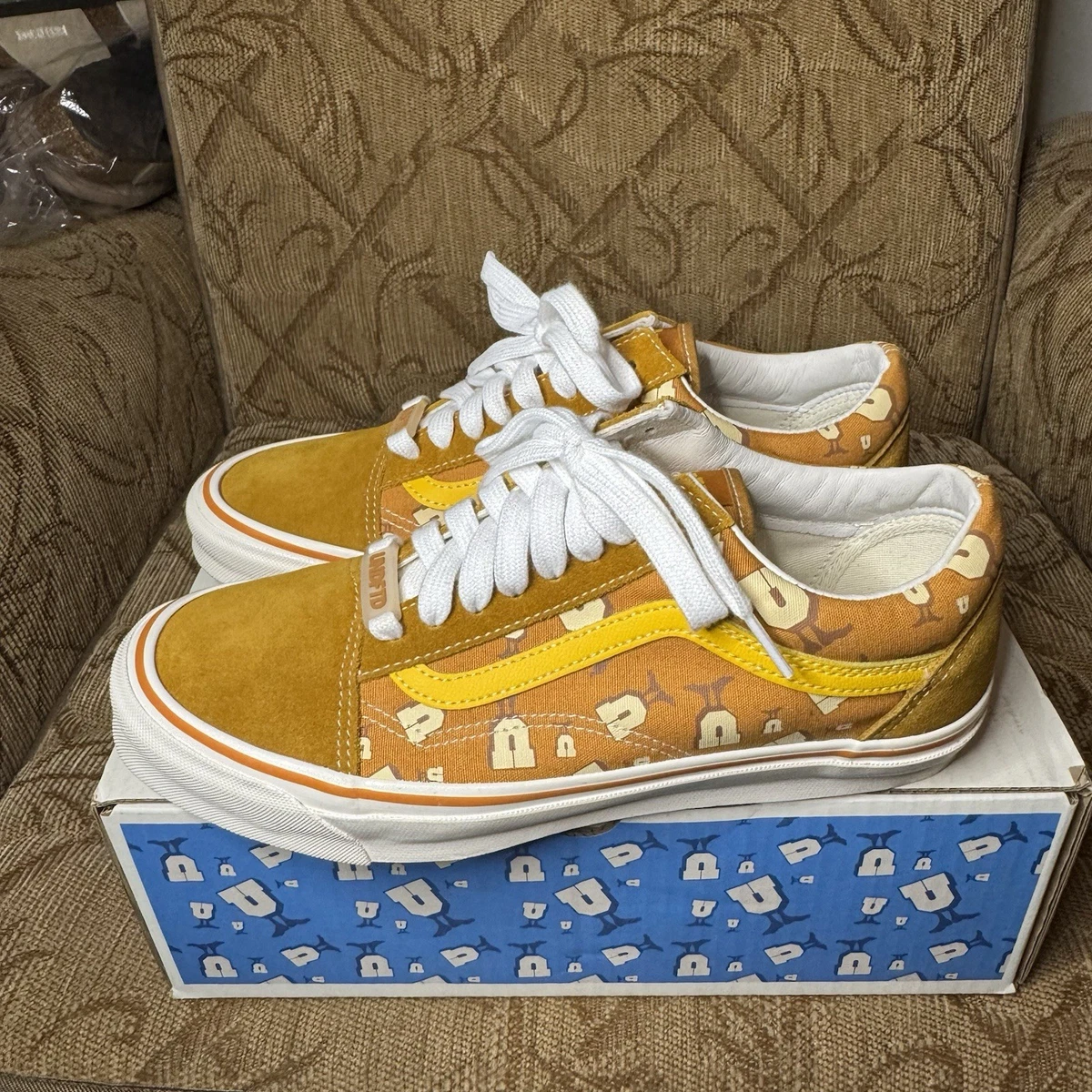 VANS OG OLD SKOOL X UNDFTD（brown） Undefeated x Vans OG Old Skool LX U-Man - Buckthorn Brown for sale