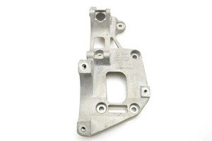 VW GOLF VI 5K1 Generatorhalterung 06F903143F 1.60 Petrol 2011 27484120