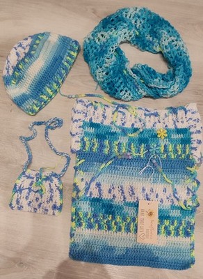Kleid Mädchen (Pullover,Mütze,Kragen und Handtasche)