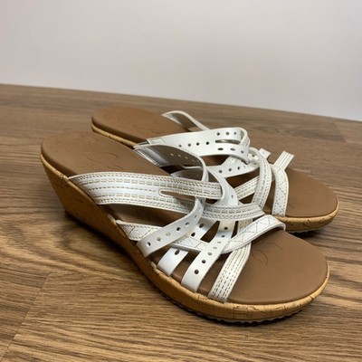 Skechers Beverlee-Tiger Posse Womens Size 8 White Strappy Cork Wedge Sandals