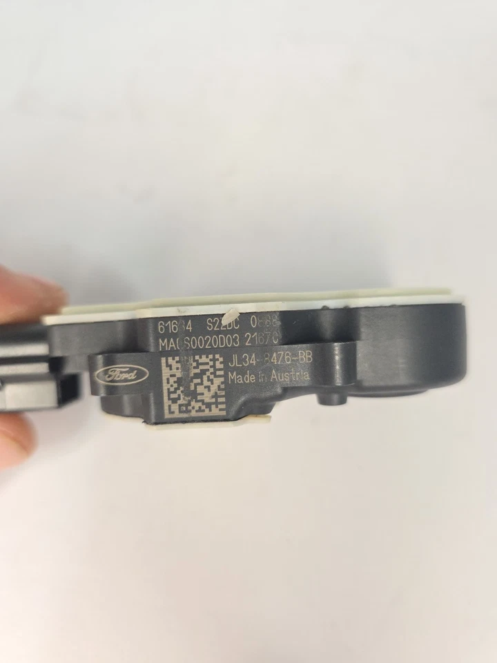 格栅快门执行器 2018 - 2024 年林肯领航员 原始设备制造商 JL34-8476-BB — 第 4/4 张图片