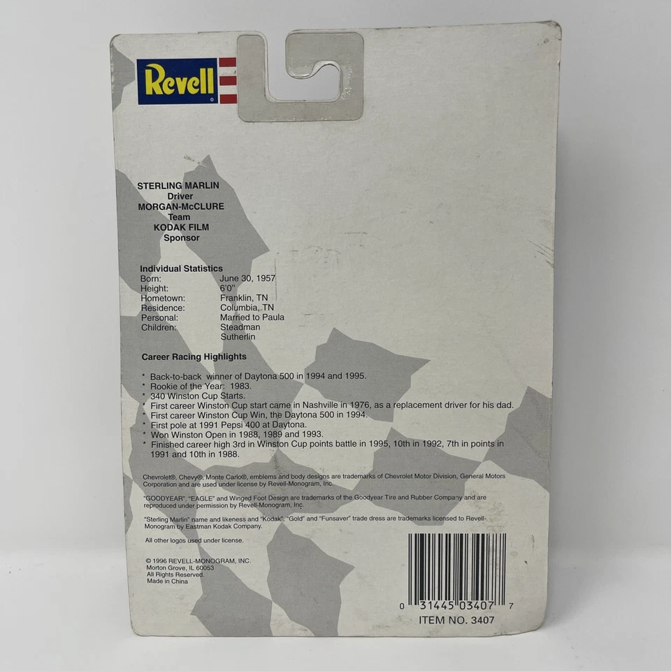 Revell #4 1996 Sterling Marlin Kodak película dorada NASCAR 1:64 coche fundido a presión nuevo en caja Foto 2 de 4