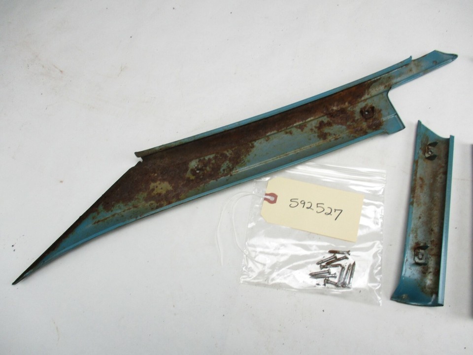 1959 1960 Chevy Impala 4 Door Sedan Interior Quarter Window Trim L&R