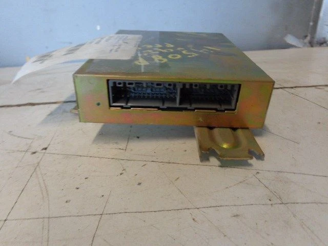 Panel de patada derecha de transmisión ECM chasis compatible con 92-93 PRELUDE 102027 Foto 3 de 4