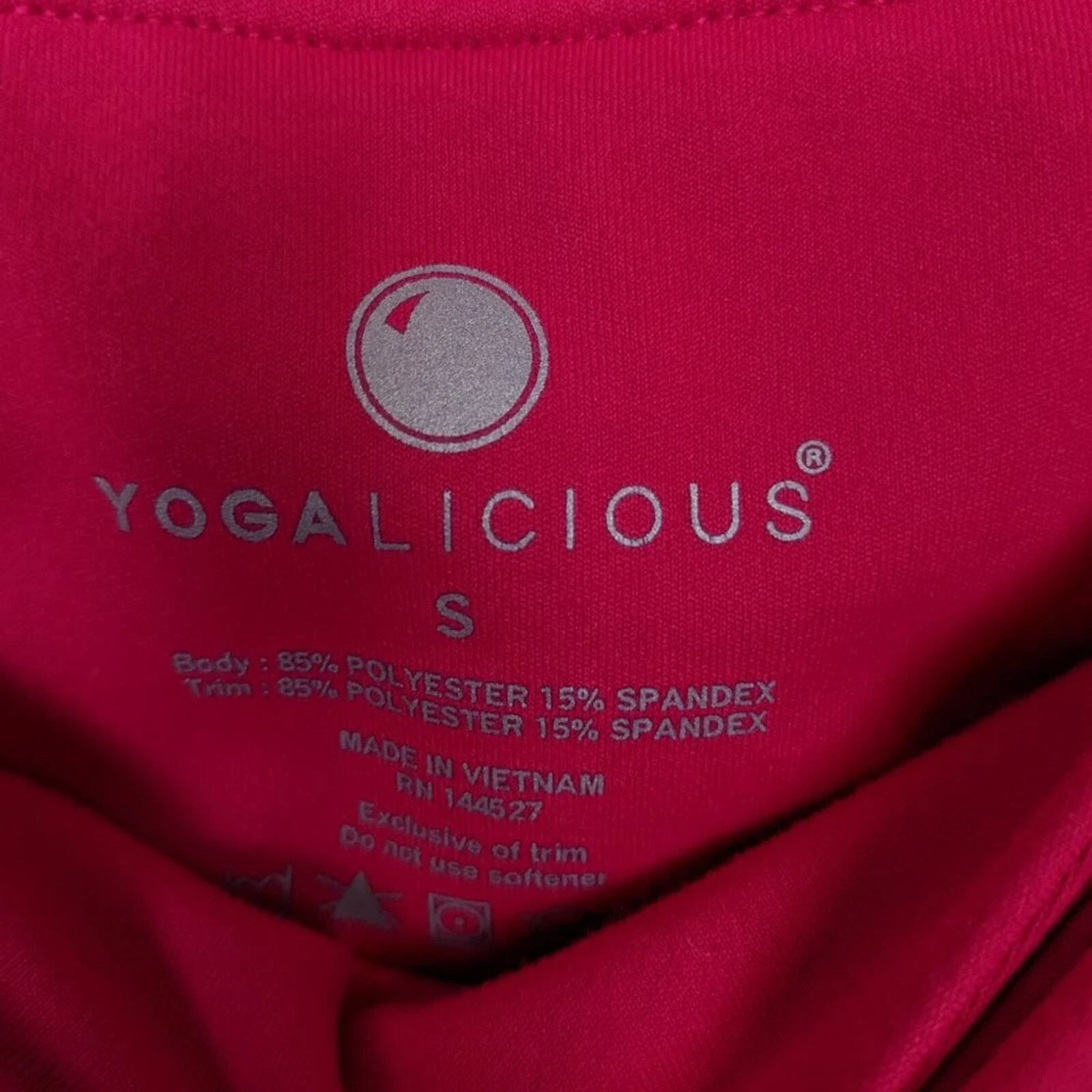 yogalicious hot cut out crop athletic leggings