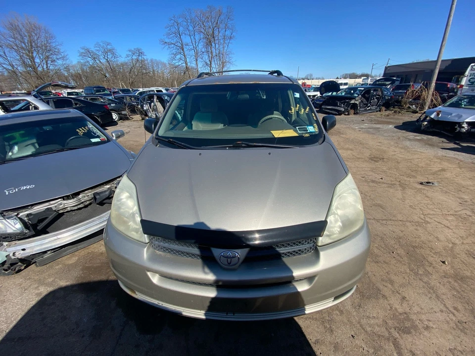 Used Air Cleaner Assembly fits: 2005 Toyota Sienna 3.3L 3MZFE engine from 6/04 G Foto 4 de 4