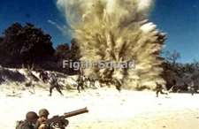 WW2 Picture Photo US Soldiers Amphibious Assault D-day 8790