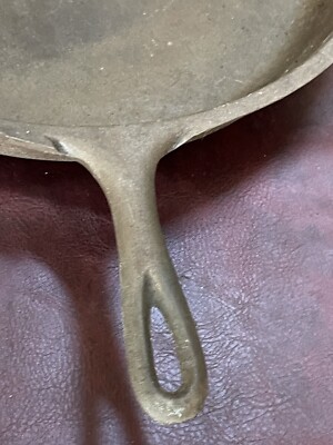 スキレット　アンティーク　ヴィンテージ Cast Iron Skillet Old Marking 16” Dia Great Condition Huge | eBay