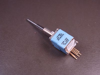 L11217 State Electronics Series 388 Modular Potentiometer 1k Ohm 10% 1/2'' Square