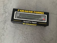 Graham Farish N Gauge Class 25. BR Two Tone Green. 371-075.