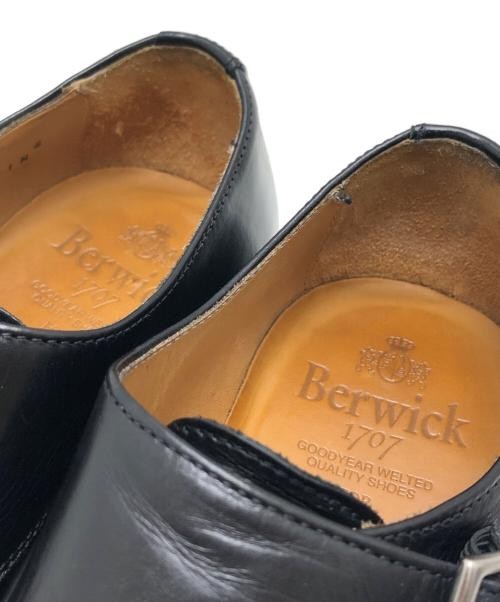 berwick      × UNIVERSAL LANGUAGE              Do… - image 8