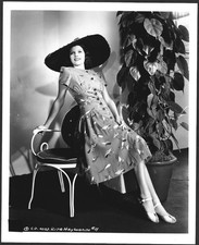 RITA HAYWORTH VINTAGE ORIGINAL PHOTO HOLLYWOOD ACTRESS ELEGANT GLAMOUR POSE