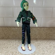 Monster High Deuce Gorgon G3 Doll 2021 Rare Loose Retired W Stand Monster High Deuce Gorgon G3 Doll 2021 Rare Loose Retired W Stand
