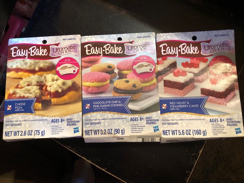 Easy Bake Ultimate Oven Cheese Pizza Chocolate Chip & Pink Sugar Cookies +LOT