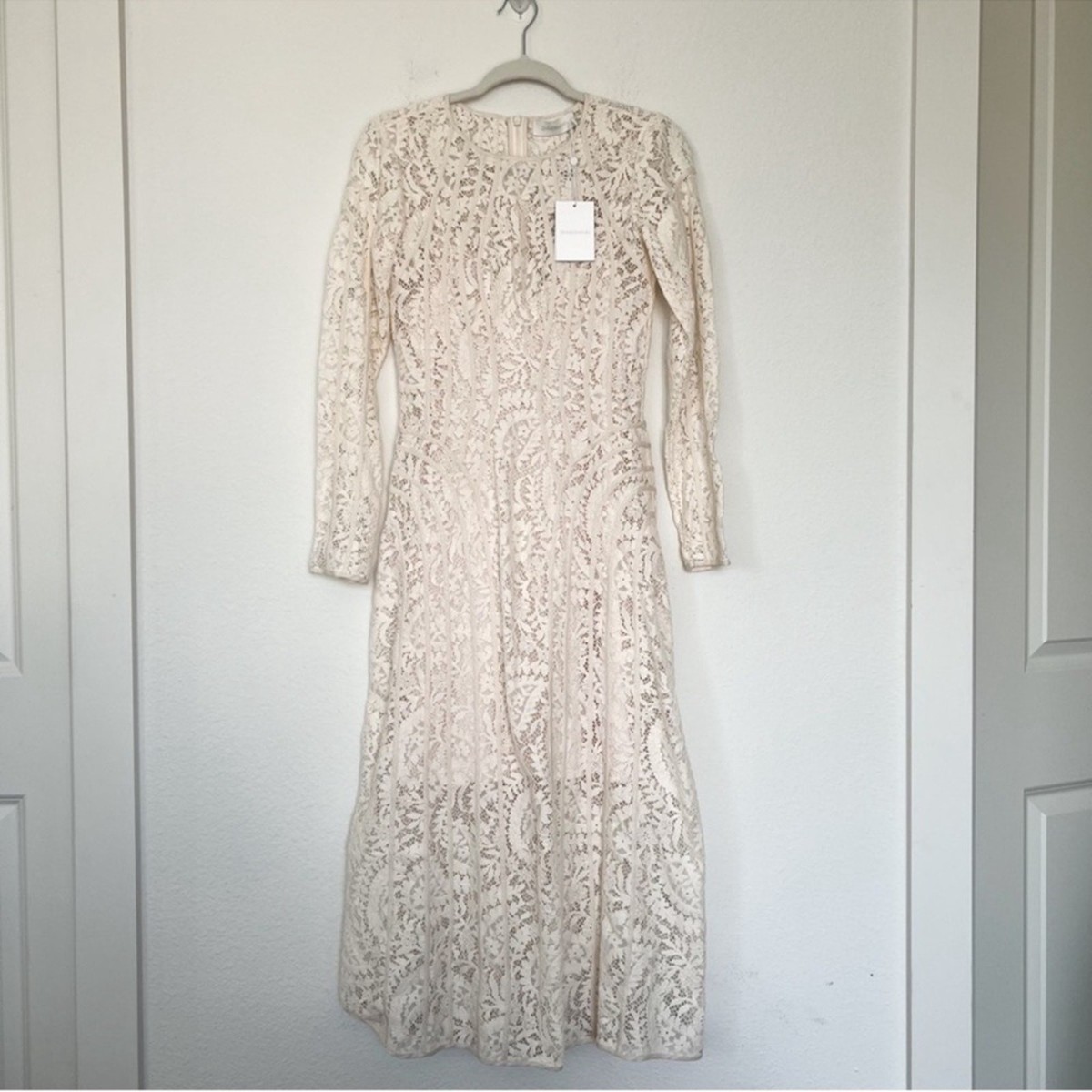 Zimmermann Devi Panelled Lace Midi Dress in Cream 8 NWT Zimmermann Devi Panelled Lace Midi Dress in Cream 8 NWT