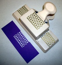 Border Craft Punch - Narrow Oval Loop Lace - by Martha Stewart 1-1/4" x 2-1/2"