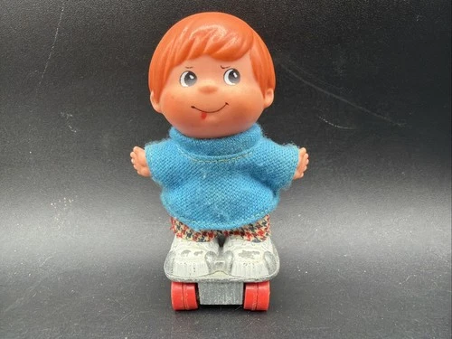 Vintage Mattel 1971 Small Shots Roller Skate Diecast RED HOT RED skate N race