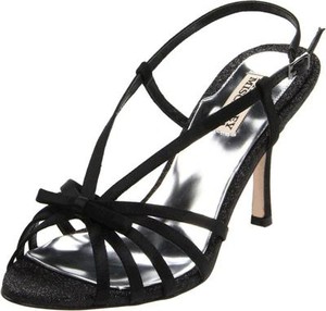 badgley mischka black heels