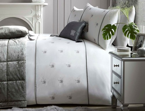 Midnight at the Oasis Embroidered Quilt Cover Set Queen King Super Doona Duvet - Picture 22 of 24