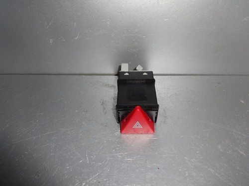 VW Polo 6KV Schalter Warnblinker Warnblinkschalter 6N0953235 A 7D0953235