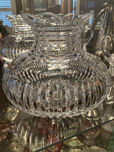 AMERIKANISCHE GLASBLUMENMITTE IM BRILLANTSCHLIFF: PRISMA & STUFENVASE: ABP - Bild 4 von 12