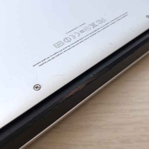 Apple MacBook Pro - 13.3" Display - i5 2.3GHz - 128GB SSD - 4GB RAM - Sequoia Os - Picture 16 of 18