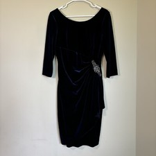 Alex Evenings Women's Side-Ruched Velvet Jewel Dress size 8 mother of the bride