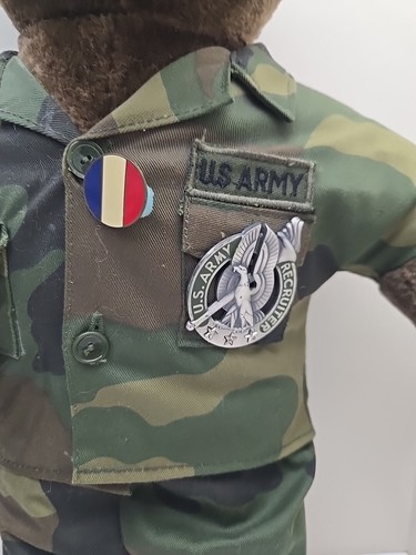 Vintage Patriot Bear 1987 U.S.Army. 21” PA-1771 with Bronze US Army Merit Medal - Picture 4 of 11