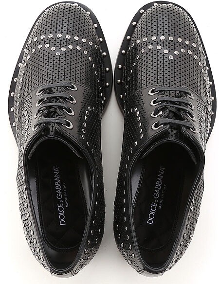 870 Dolce & Gabbana Black Perforated Leather Studded Shoes  display picture 3