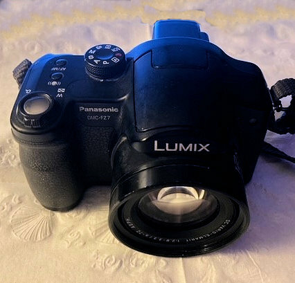 Panasonic LUMIX DMC-FZ7 6.0MP Digital Camera - Silver for Panasonic LUMIX DMC-FZ7 6.0MP Digital Camera - Silver for