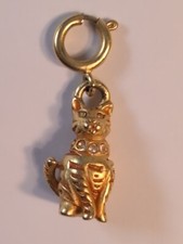 Cute Gold Tone Kitten Kitty 3D Cat Charm Pendant w/Rhinestone Eyes Collar A1