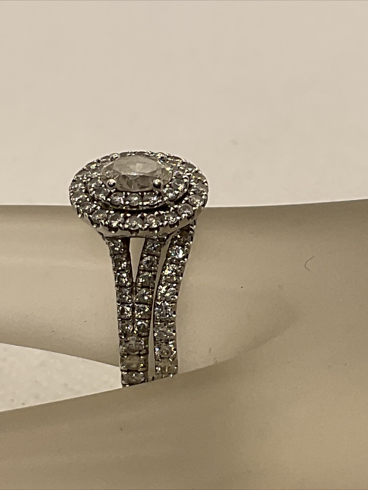 IMPRESSIVE Solid 14K White Gold Oval Diamond w/Ac… - image 12