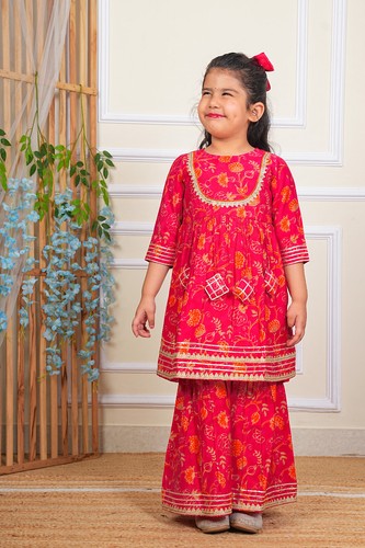 Indisch Pakistanisch Kinder Mädchen Baumwolle Blumendruck Gota Arbeit Kurti mit Sharara - Bild 2 von 9