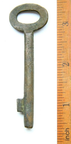 True Antique Bronze Skeleton Key (FR-22-03) - Picture 2 of 3