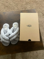 UGG Scuffita Women s Gray Faux Fur Slide Slippers Cushioned Open Toe 9