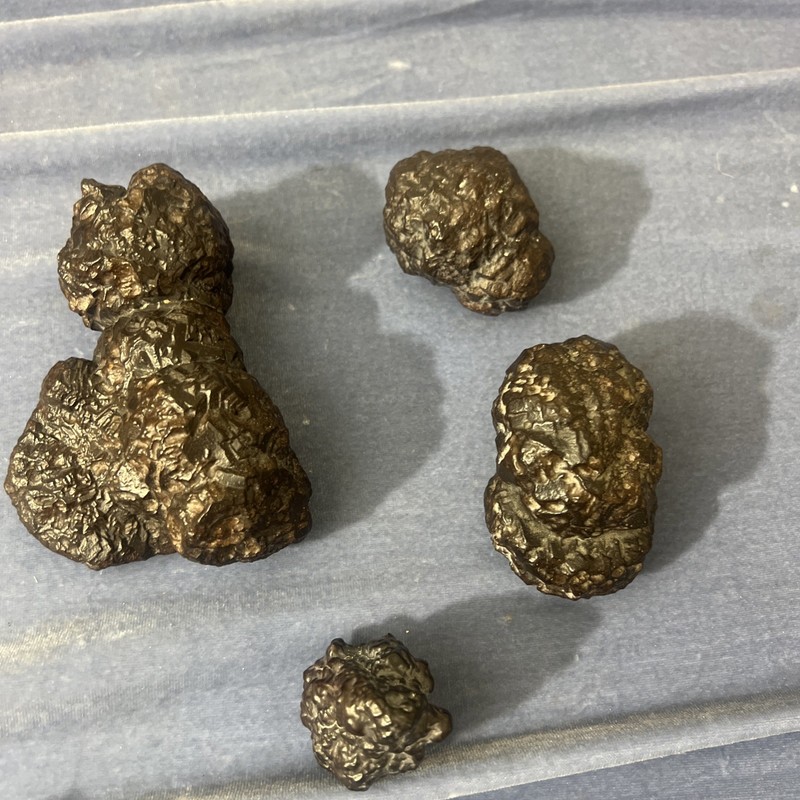 2 lb 1.2 oz Metallic Natural Rock Mineral Specimens Meteorite? Estate Find Lot