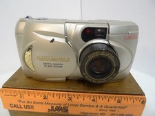 Olympus Camedia D-450 Zoom Digital Camera w/ 8MP Smart Media Card