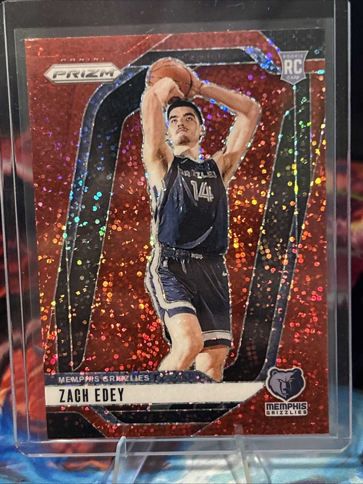 2024-25 Panini Prizm - Zach Edey #249 Red Sparkle Prizm (RC) SSP