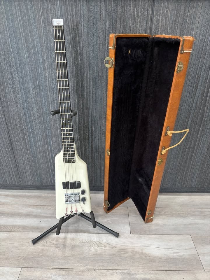 Kramer The Duke Bass Guitar 1980s - Cream | eBay