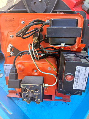 Viessmann Ölbrenner Siemens LOA24.171B27 Ölpumpe Danfoss