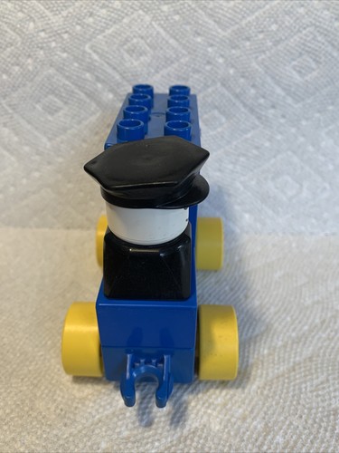 VTG DUPLO set #2402 Basic Set Police Car 1984 #5 - Picture 2 of 9