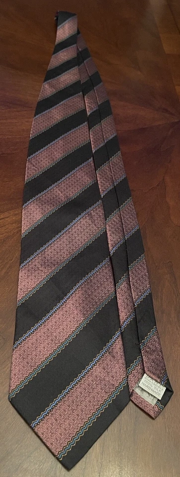 Галстук мужской Dani розовый черный ручной работы 100% шелк сделано в Китае - Изображение 3 из 4