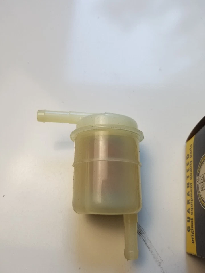 Filtro de combustible vintage Cosmetal 324427 1966-1980 Datsun, Opel, Dodge Colt Foto 3 de 4